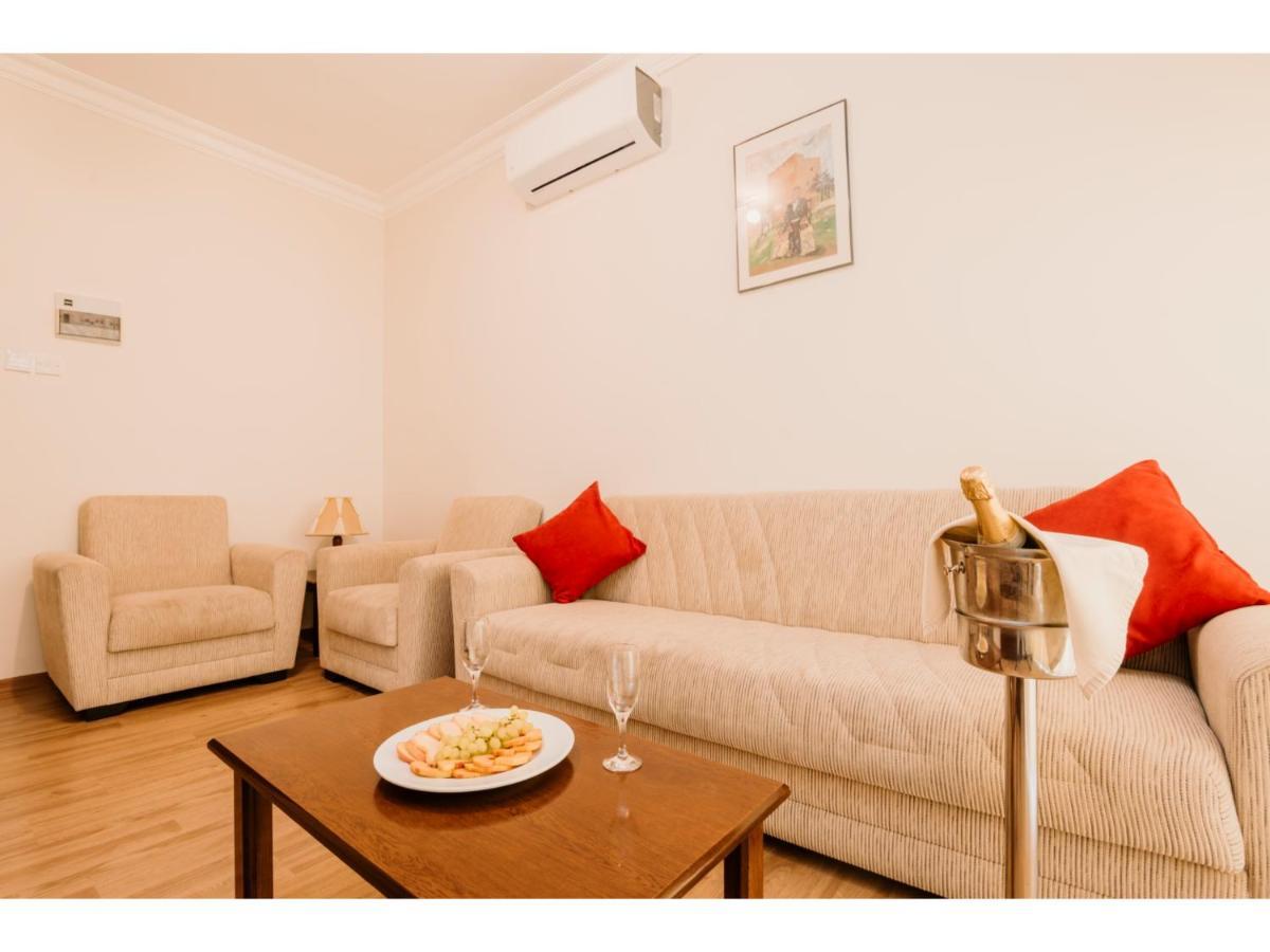 Sammy'S Hotel Κερύνεια Εξωτερικό φωτογραφία